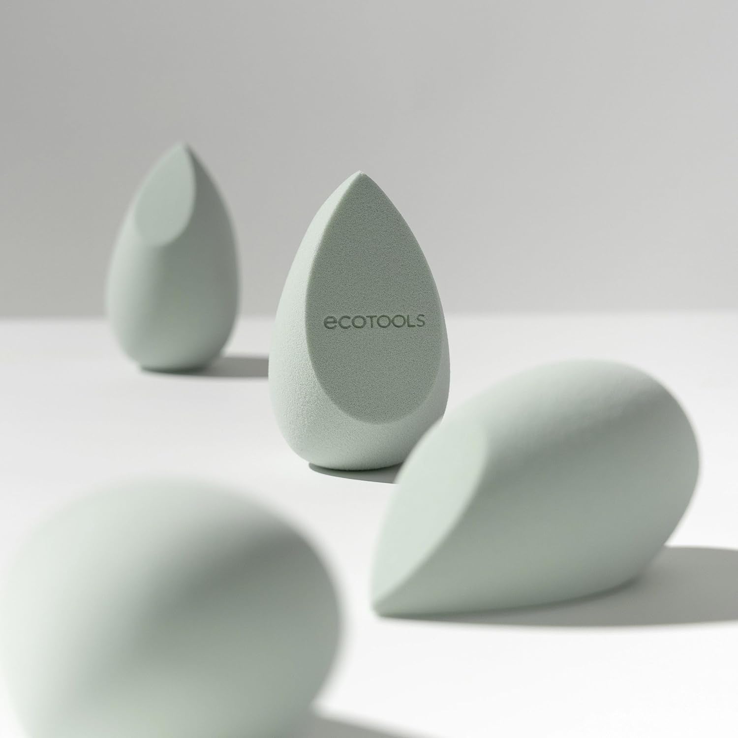 Blurring Blender Makeup Sponge, 1 Count